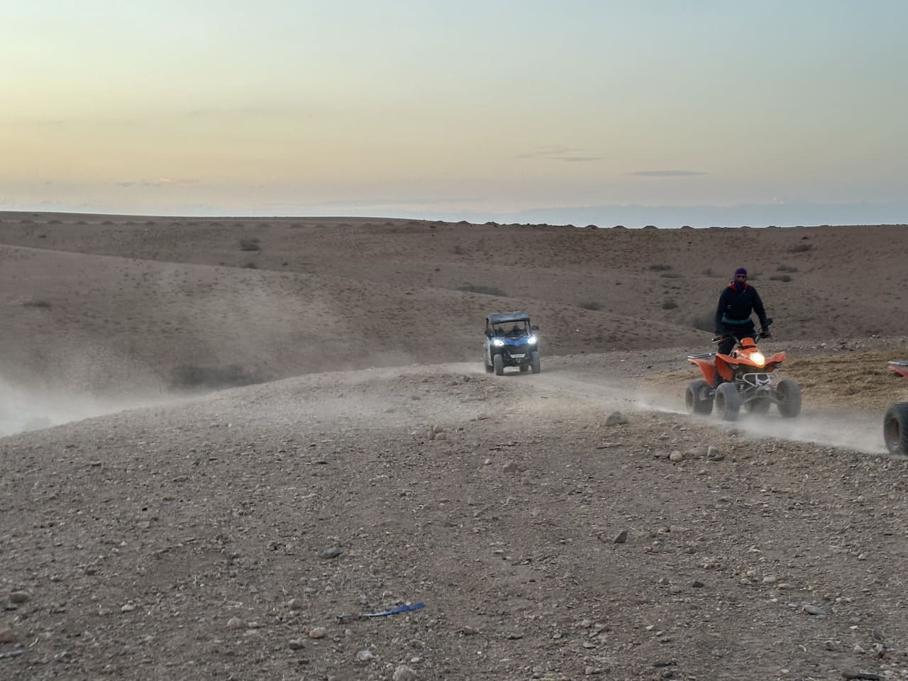 Découvrez Agafay en Quad 300cc au cours d'une aventure de 4 heures inoubliables !
